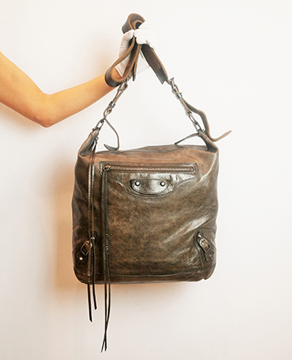 Areana Crossbody, front view